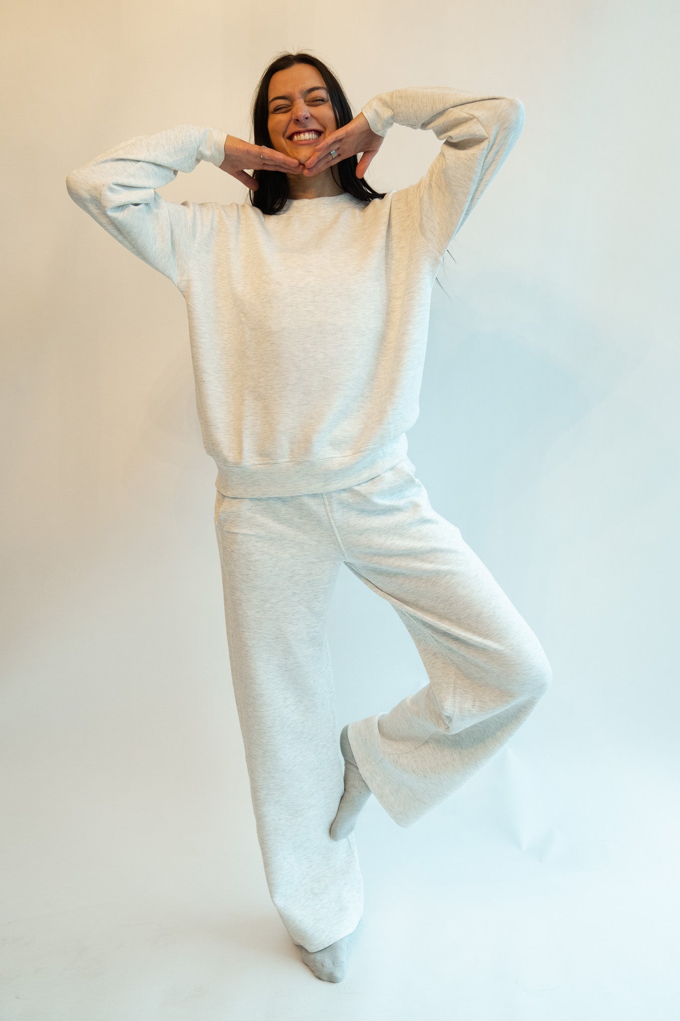 Airy Crew - Heather White