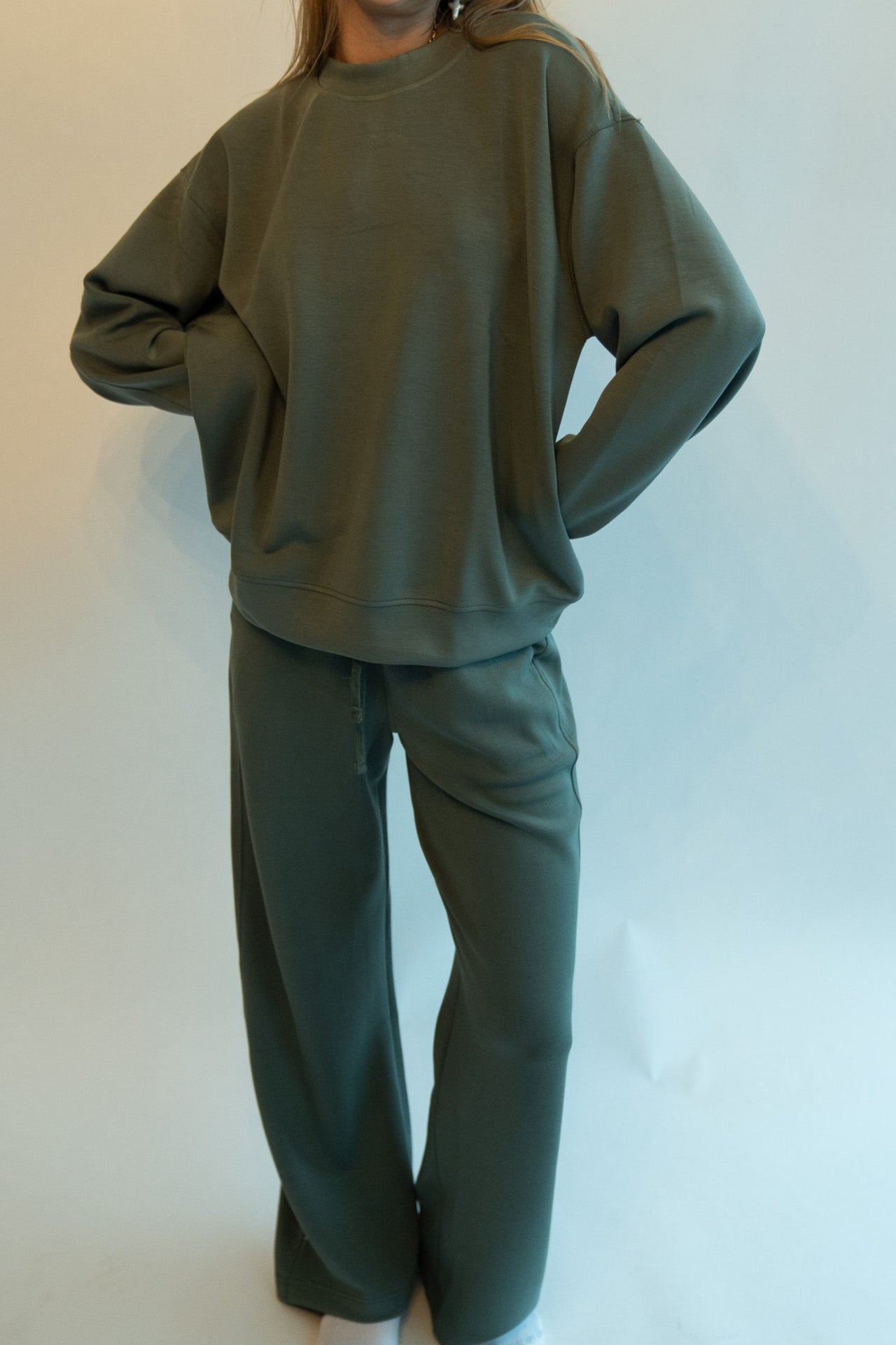Airy Crew - Forest Green