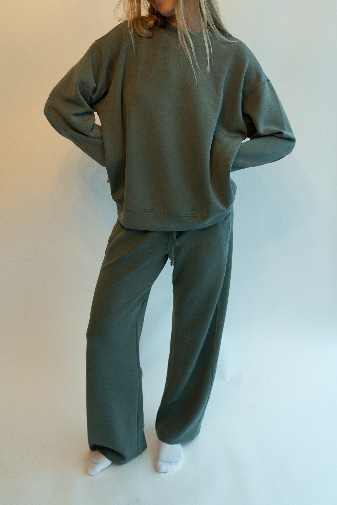 Airy Sweatpants - Forest Green