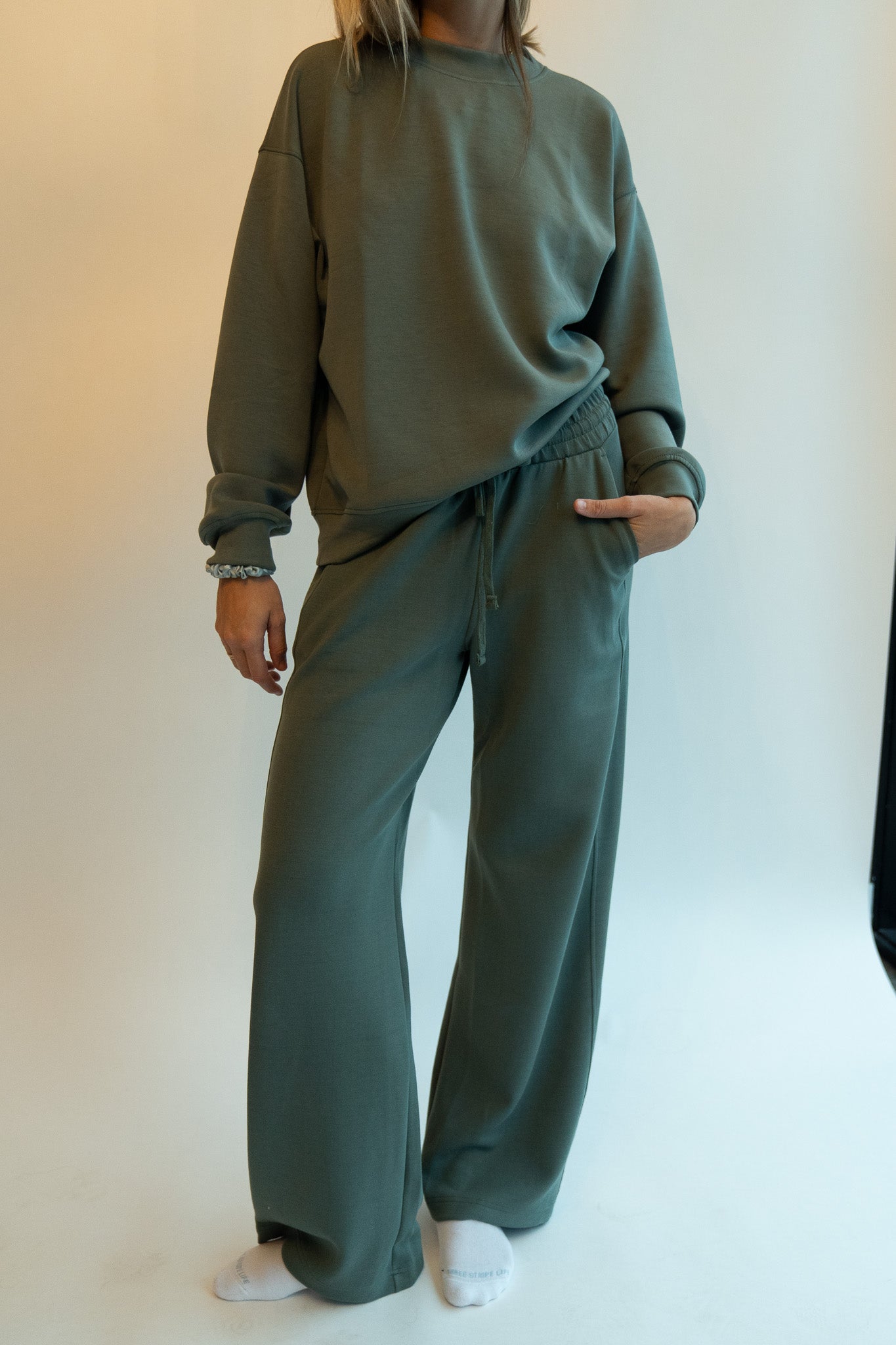 Airy Sweatpants - Forest Green