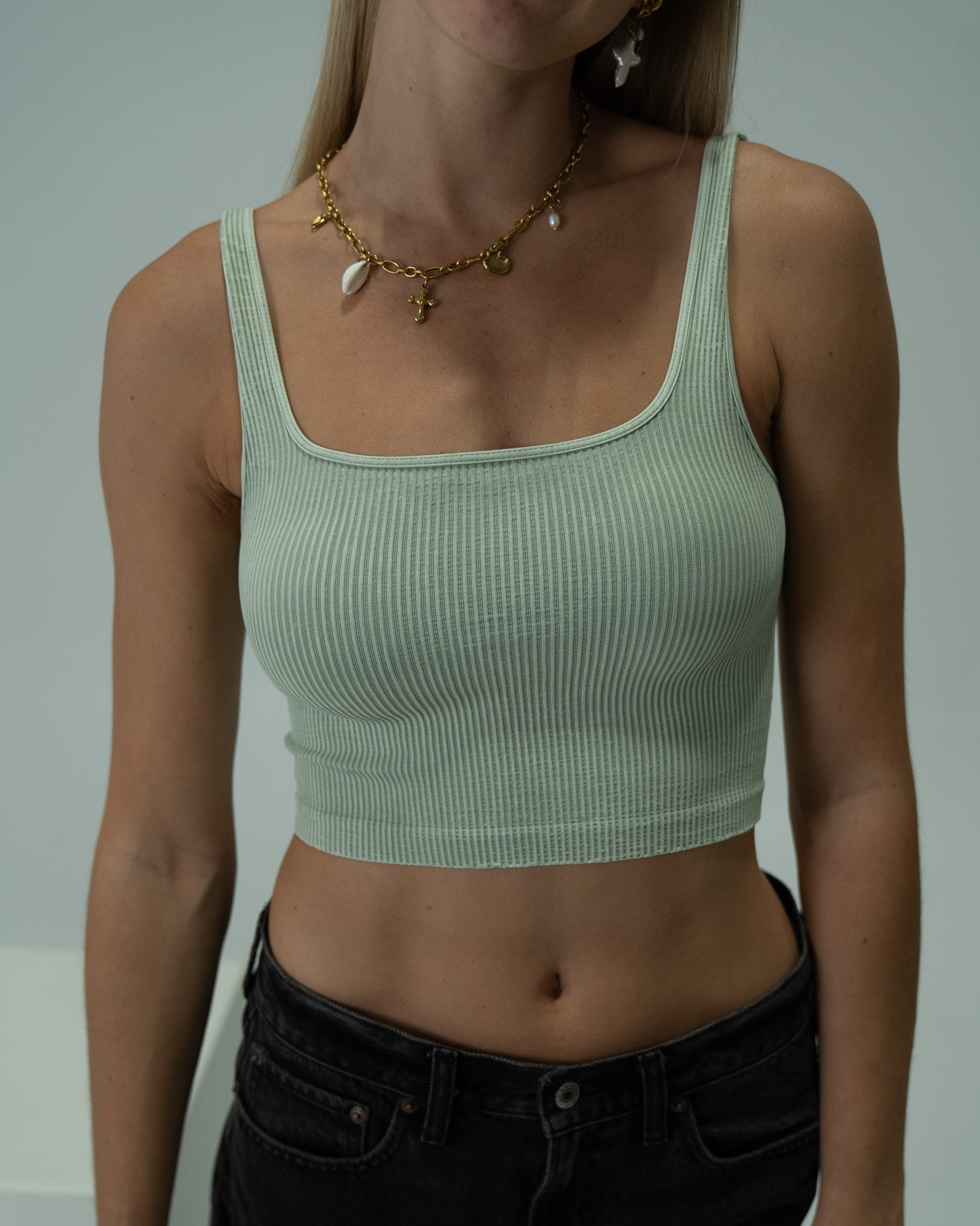 Lightweight Ribbed Tank