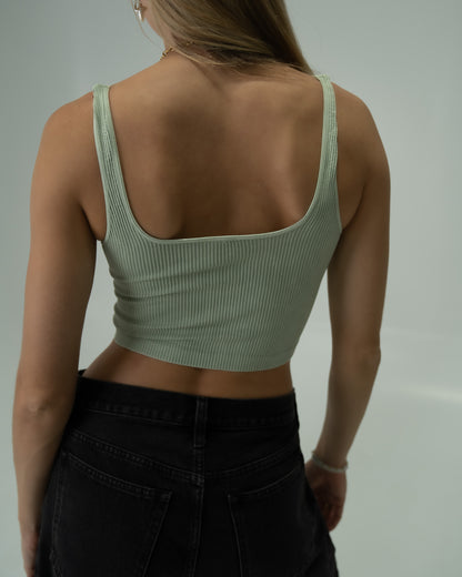 Lightweight Ribbed Tank